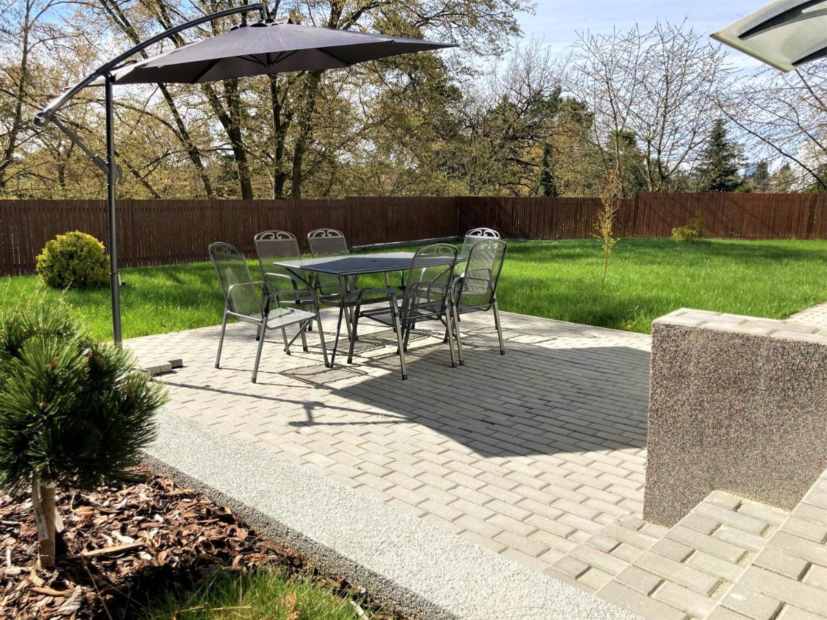 Apartmanovy Dum Se Zahradou V Klidne Casti Prahy Прага Экстерьер фото