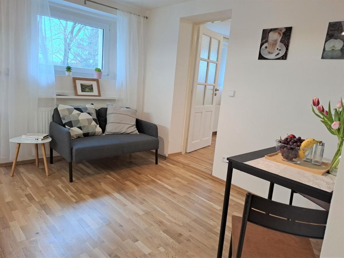 Apartmanovy Dum Se Zahradou V Klidne Casti Prahy Прага Экстерьер фото
