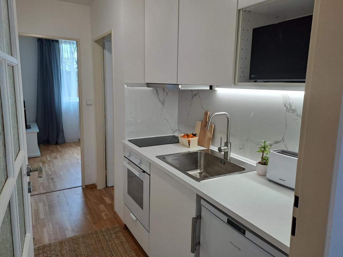 Apartmanovy Dum Se Zahradou V Klidne Casti Prahy Прага Экстерьер фото